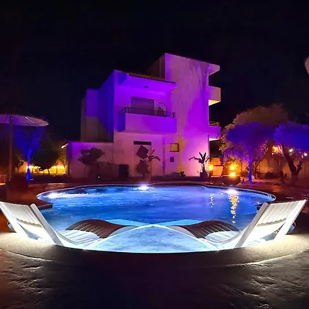 La Casa Di Pantelis With Luxury Pool Βίλα Αρχάγγελος