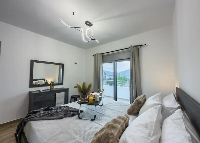 La Casa Di Pantelis With Luxury Pool アルハンゲロス