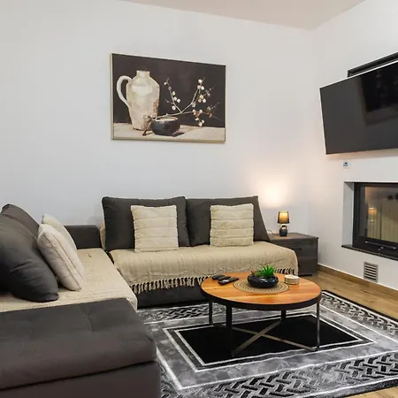 La Casa Di Pantelis With Luxury Pool Vila *