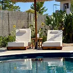 La Casa Di Pantelis With Luxury Pool Villa