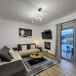 La Casa Di Pantelis With Luxury Pool Villa
